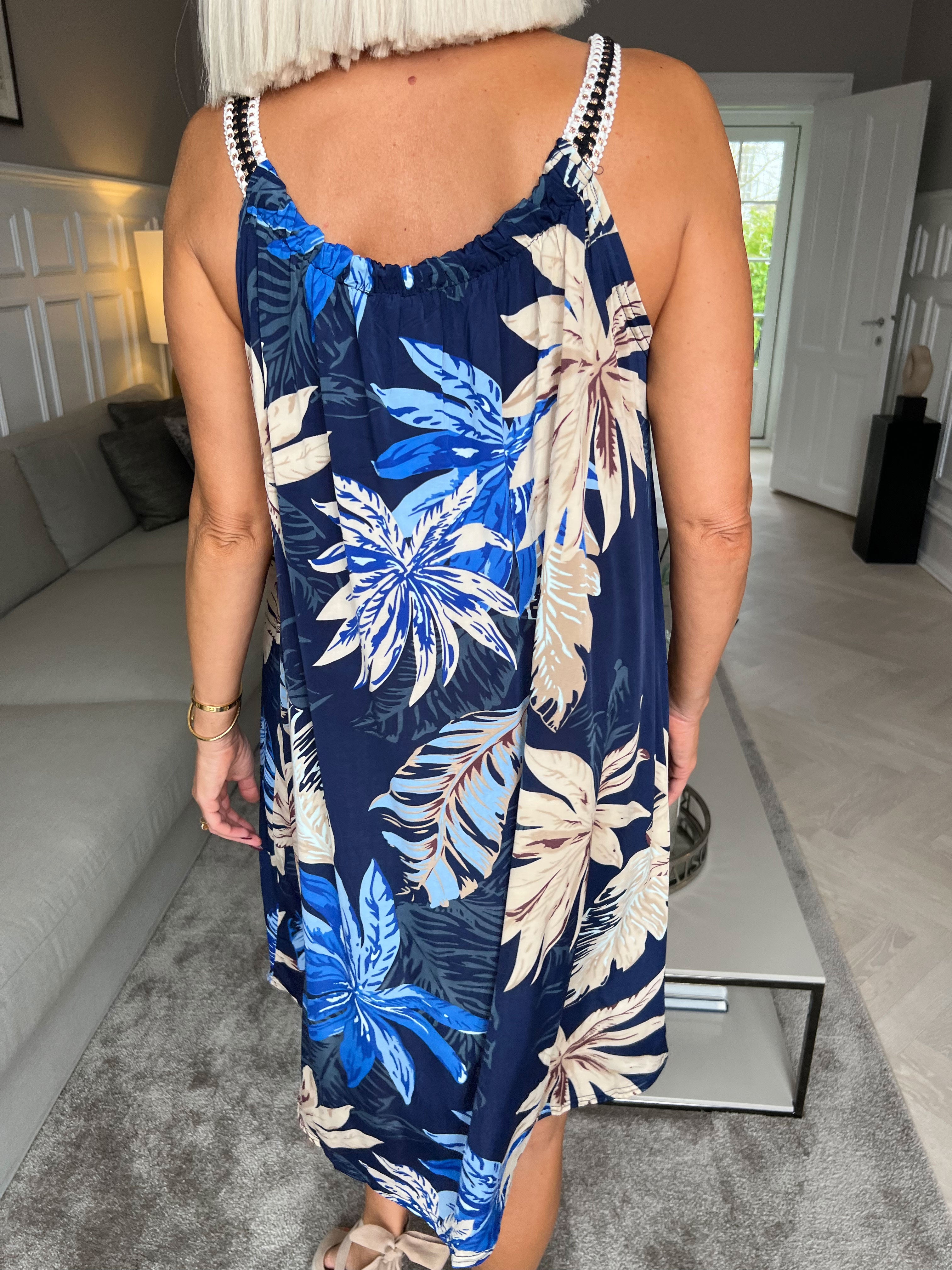 Asta Leaf - Elastisk stropkjole med blomsterprint